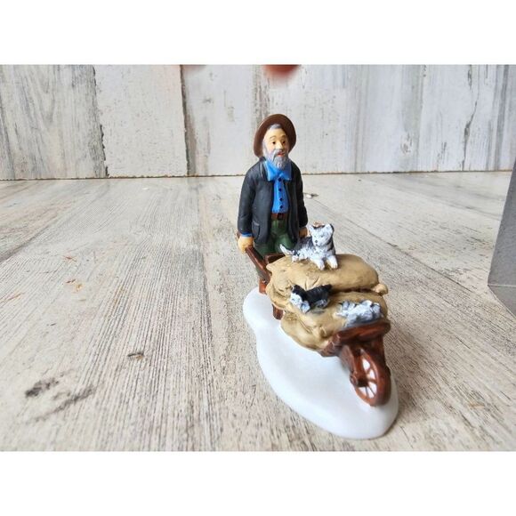 Dept 56 57110 not too fast please cats kitten wheelbarrow Man village New Englan - Picture 3 of 7